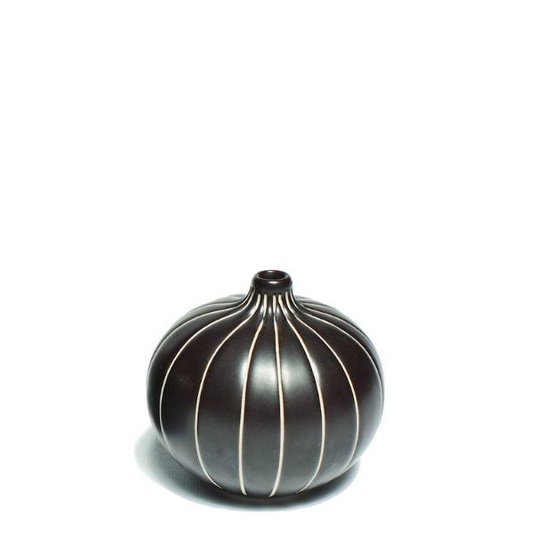 Bari vase - Lille - Sortbrun m. furer - Lindform