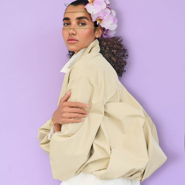 Kort volume jakke - Light taupe - NOEN