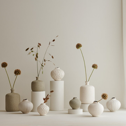 Line vase - M. sand white cut LM06 - Lindform