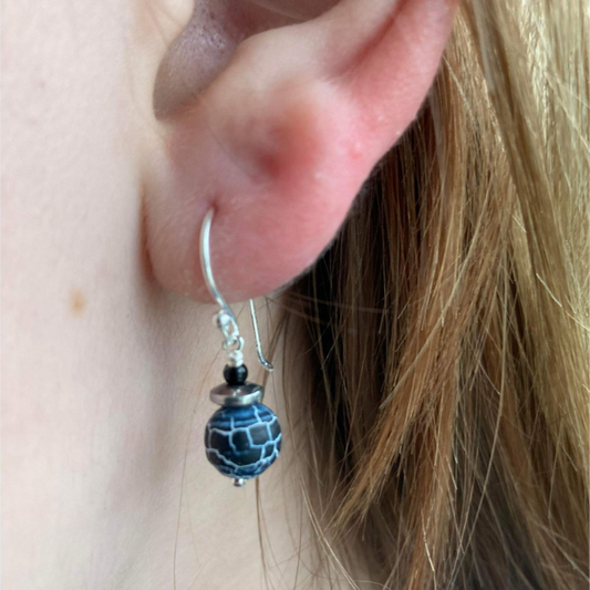 Ørering med agat og hæmatit