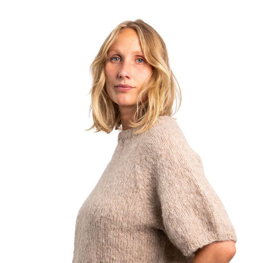 Ida kortærmet strik - Sand - Coffee Beanies