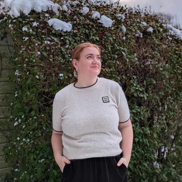 Caroline kortærmet strik - Off white - Lecoco