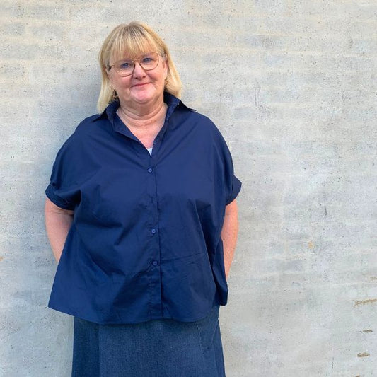 Alina oversize skjorte - Navy - By Lund
