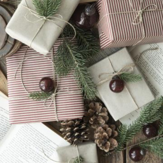 Pose m/ 8 stk. mini julekugler - Coral almond 8650-80 - Stillenat