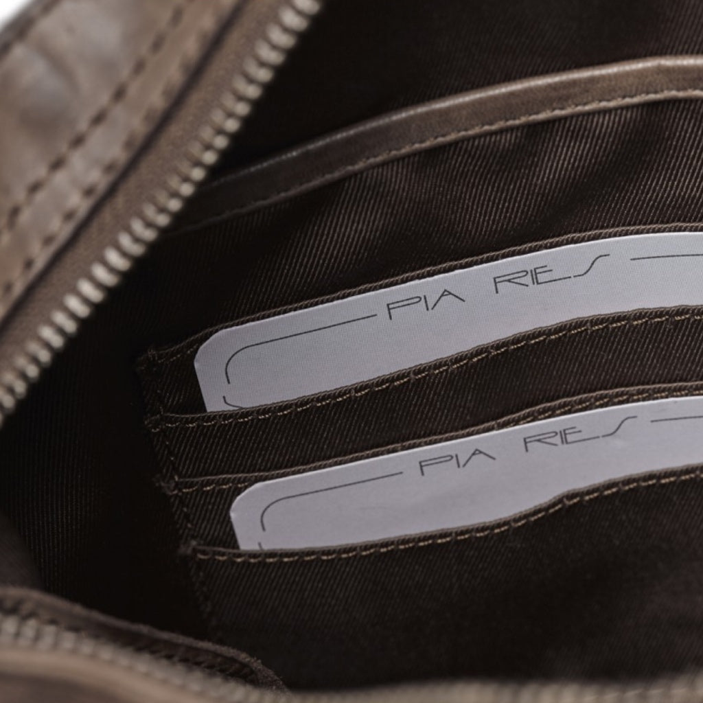 Crossbody - 054-2 - Pia Ries