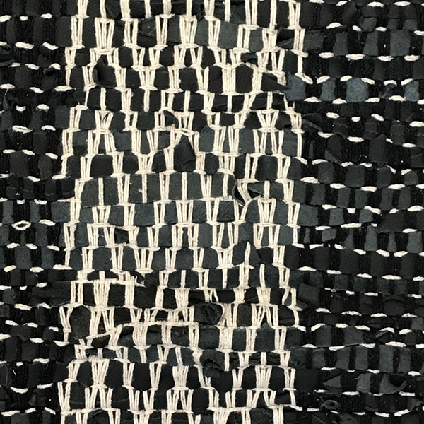 Håndlavet lædertæppe 60 x 90 cm i sort og beige