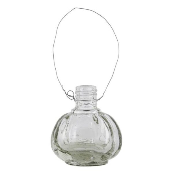 Mini flaske med ophæng fra Ib Laursen En lille sød vase fra Ib Laursen. Vasen kan bruges til at stå eller hænge i f.eks. en troldgren eller lign. med en lille blomst i. En sød lille dekoration til hjemmet. Mærke: Ib Laursen Varenr.: 9169-00 Mål: Ø3*H5,5cm Materiale: Glas